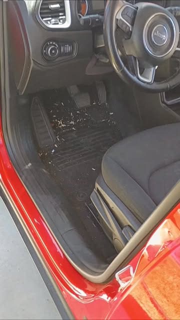 Video by @unalike_detailing on June 06, 2026. May be an image of jeep, windshield and text.